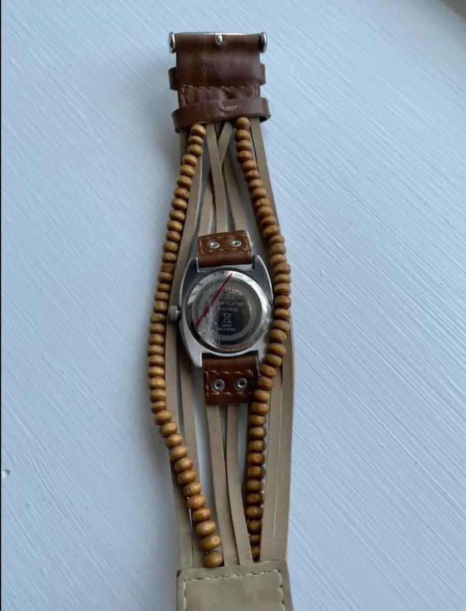 Kahuna women ladies watch in good condition - Image 4