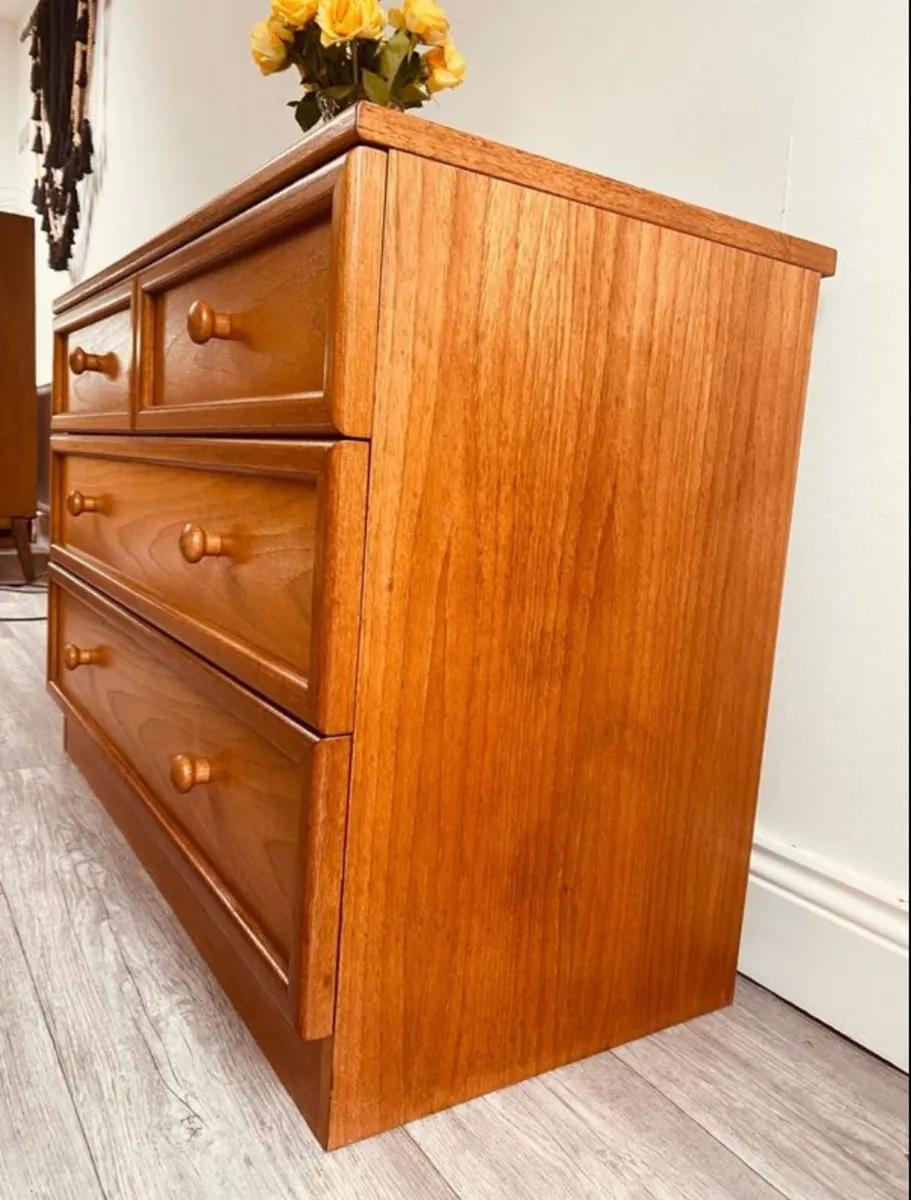 G Plan Chest of Drawers - Image 2