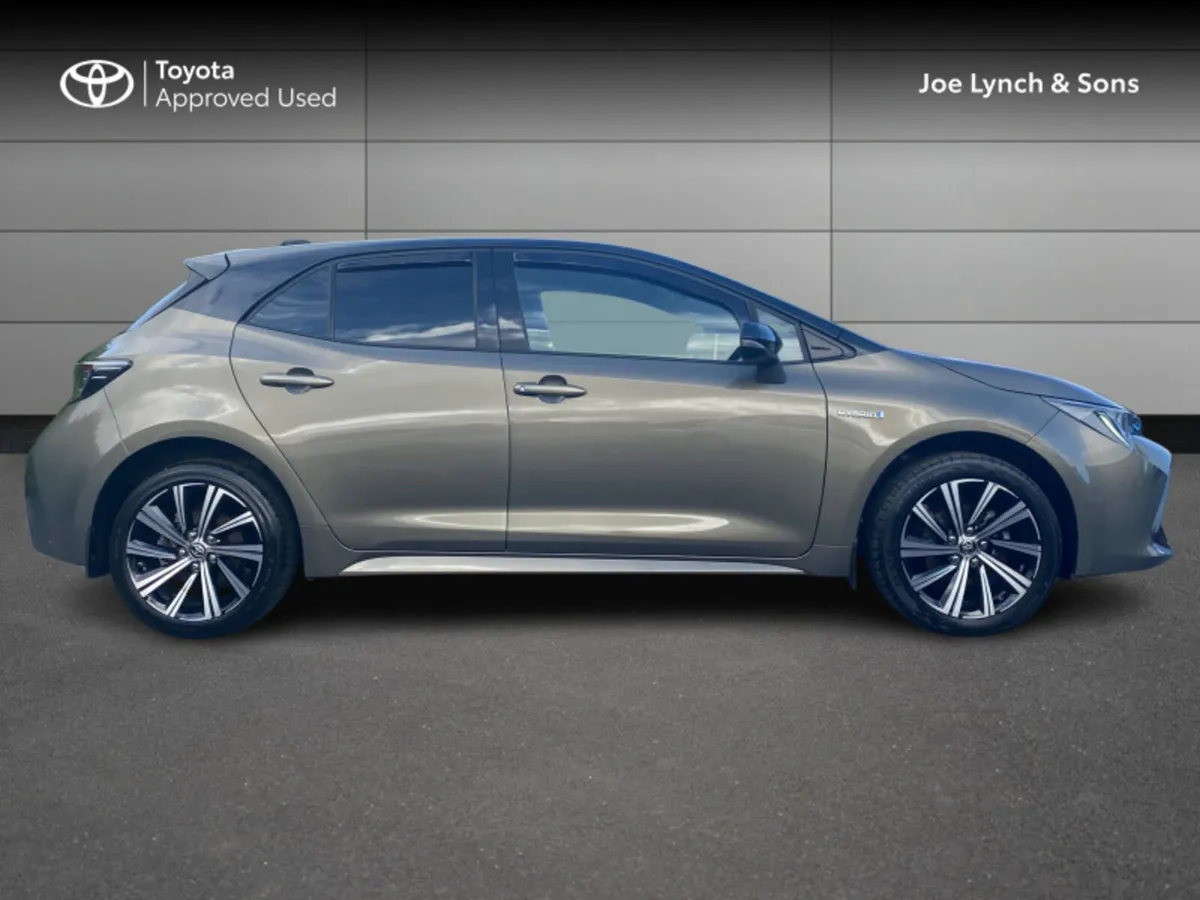 Toyota Corolla COROLLA HYBRID L/SPORT HB - Image 3