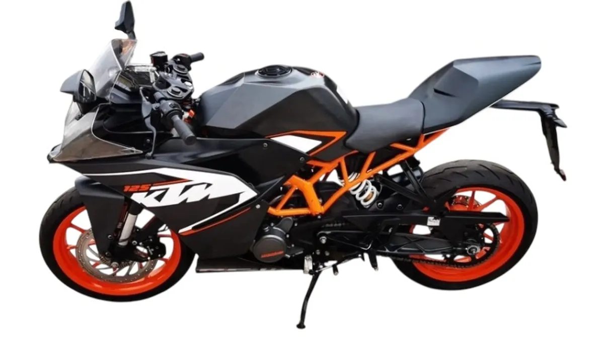 KTM RC125 - Image 4
