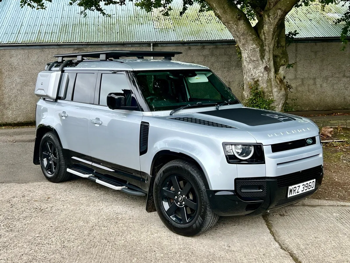 2021 LAND ROVER DEFENDER 110 D300 - Image 2