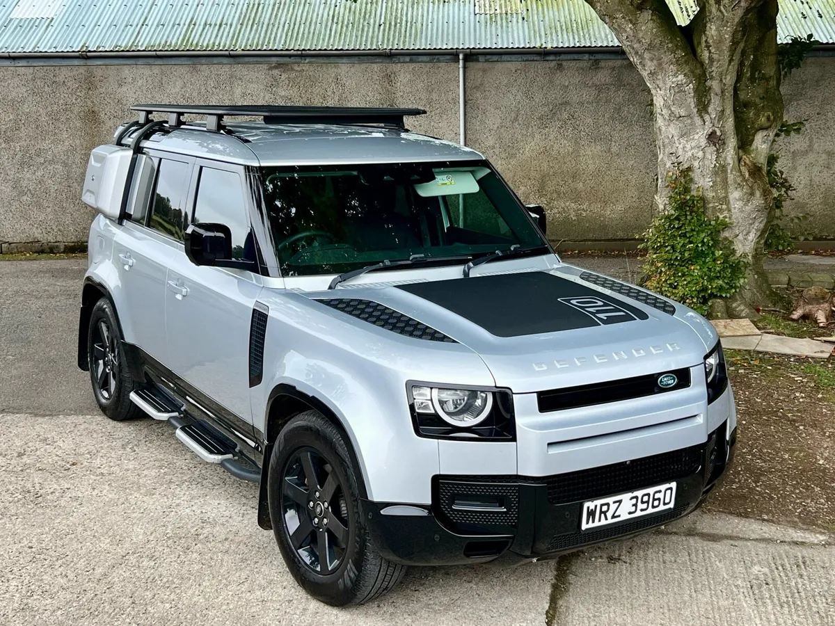 2021 LAND ROVER DEFENDER 110 D300 - Image 4