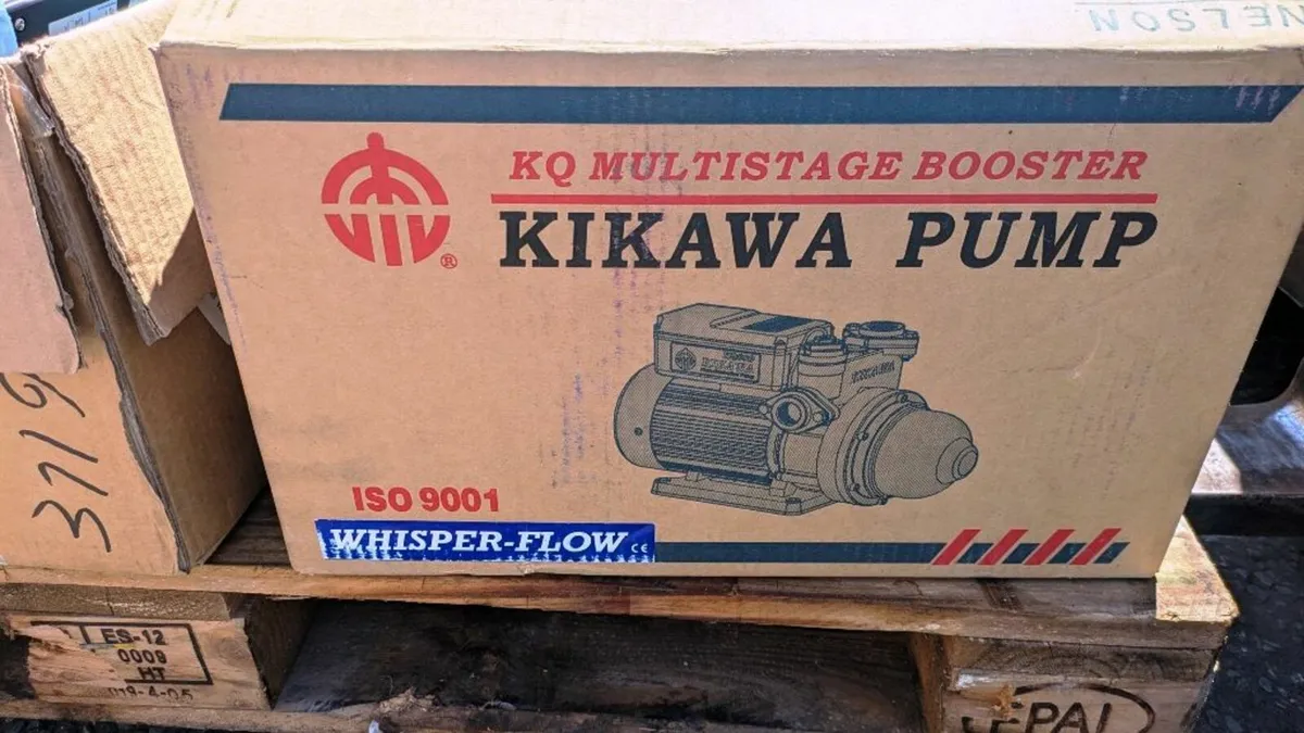 Booster pump 1HP new in box - Image 1