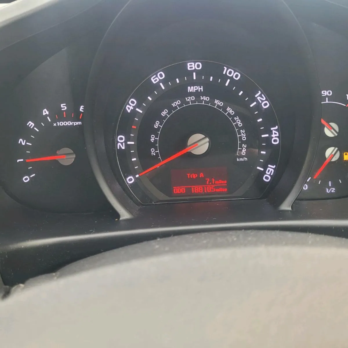Car - Image 3