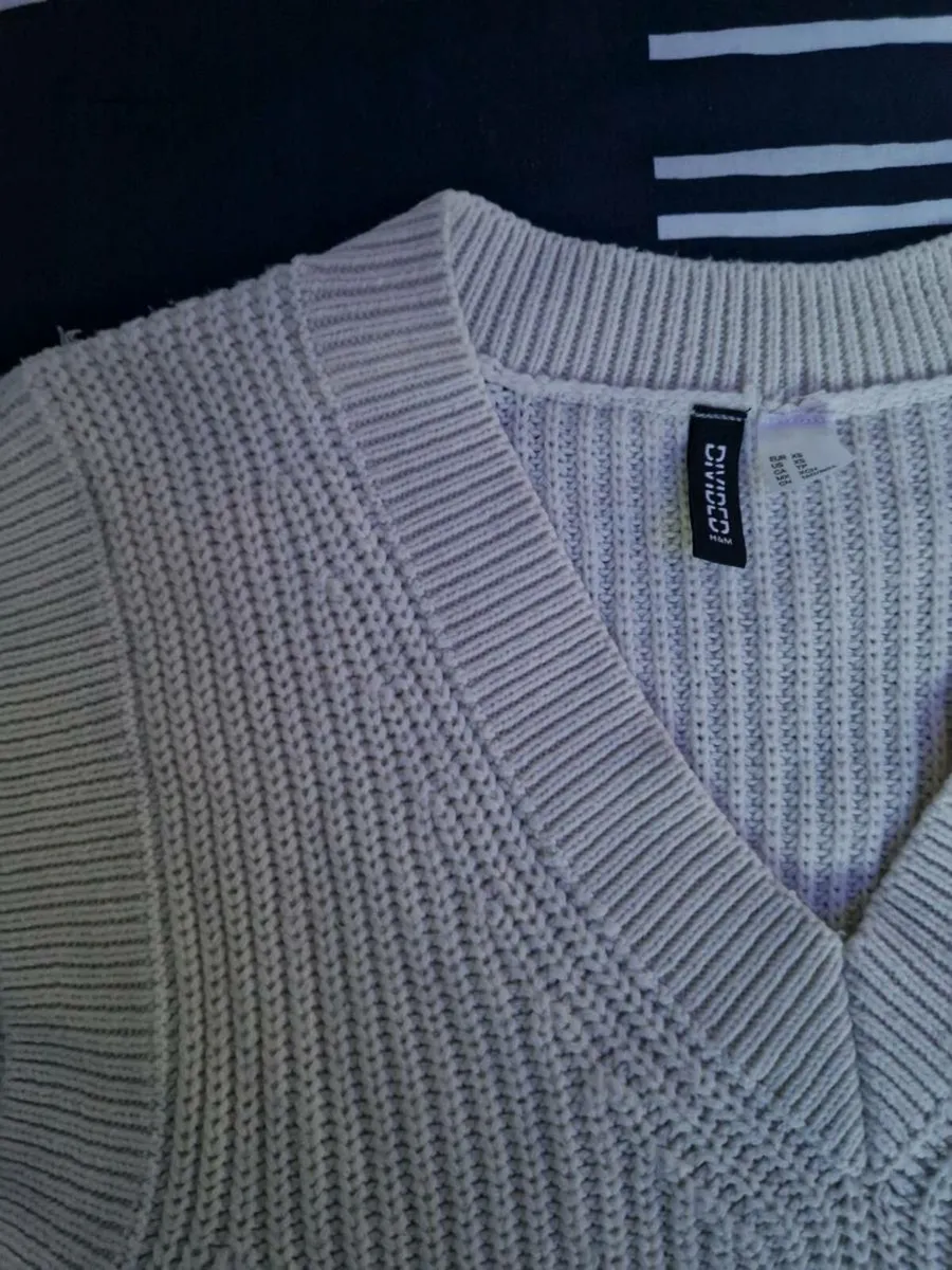 Cropped knit vest - Image 3