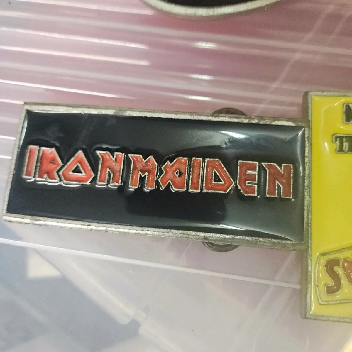 6 rock belt buckles - Image 4