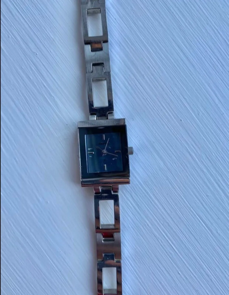 Fossil ladies / women watch in good condition - Image 4
