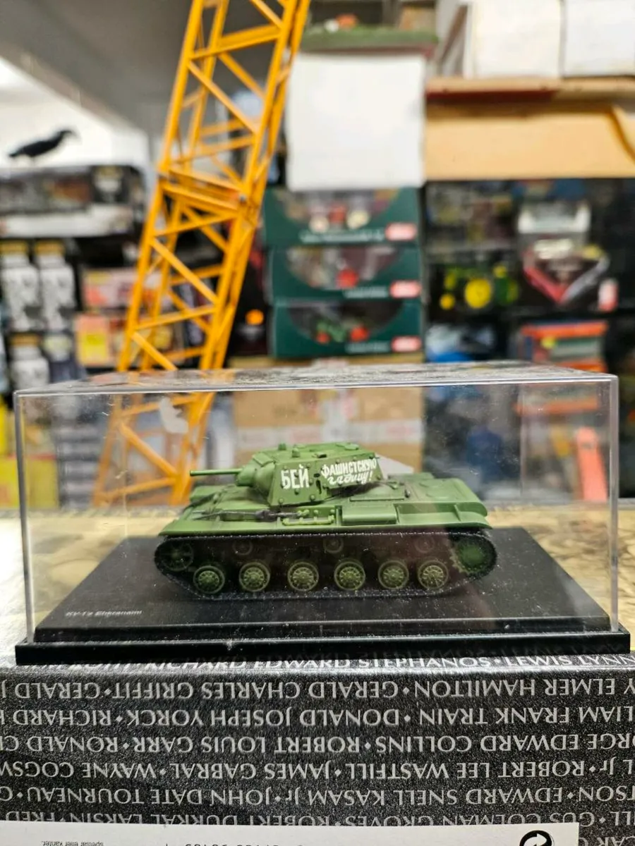 Corgi Atlas Tank - Image 1