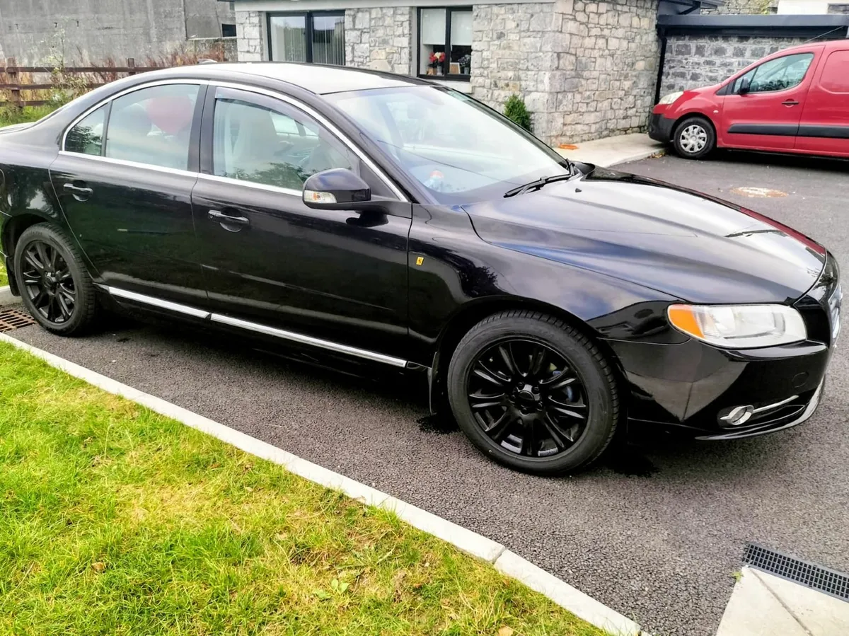 Volvo S80 2011 - Image 1