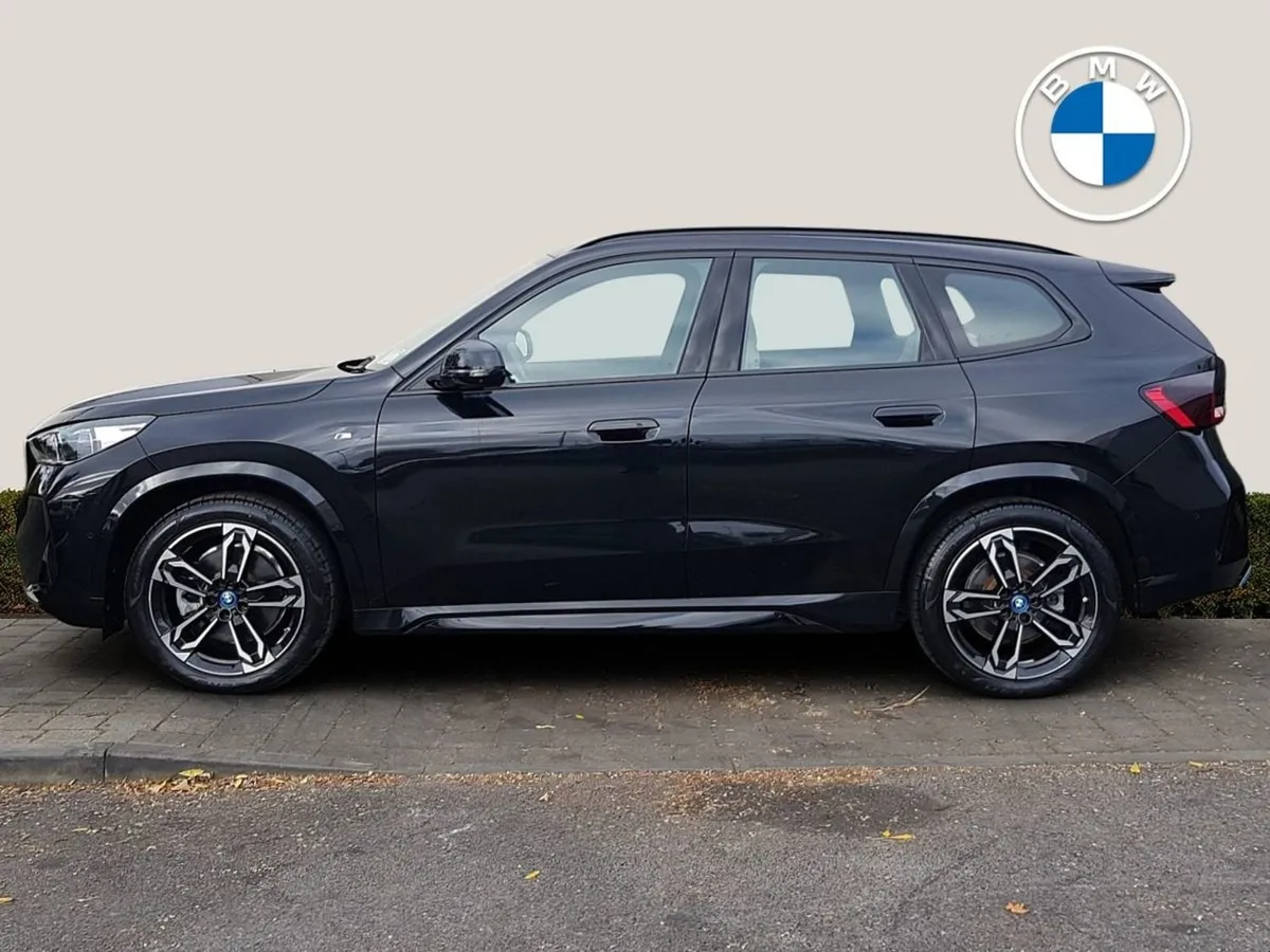 BMW iX1 Xdrive30 M Sport - Image 3