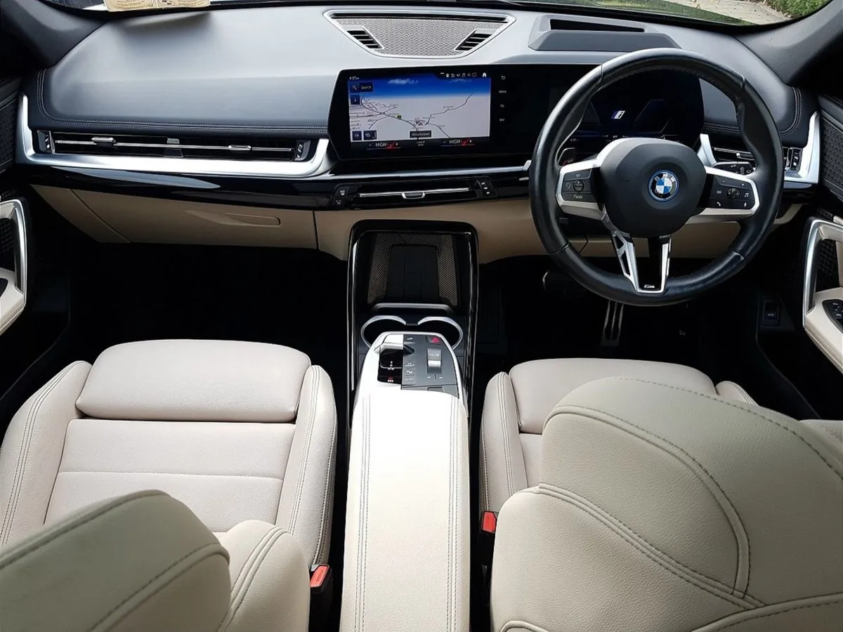 BMW iX1 Xdrive30 M Sport - Image 4