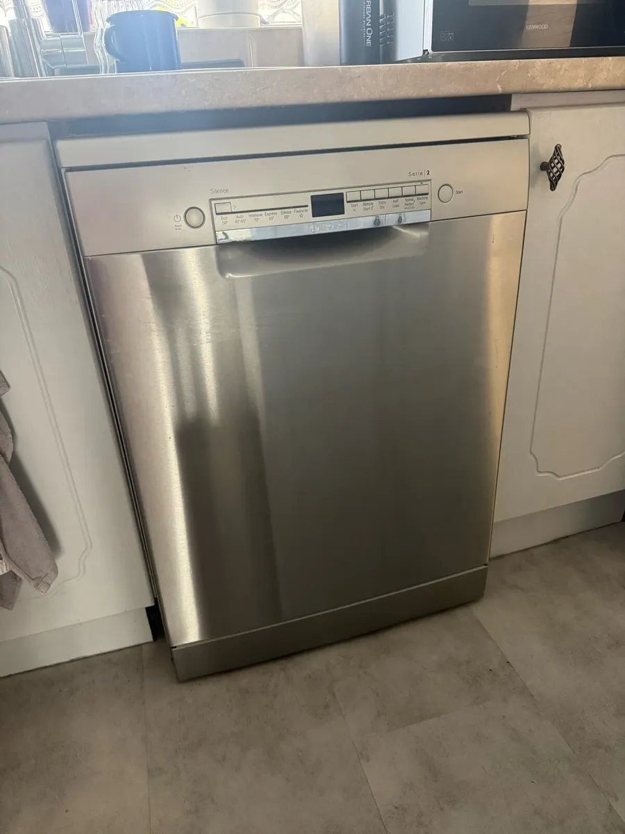 BOSCH Dishwasher - Image 1