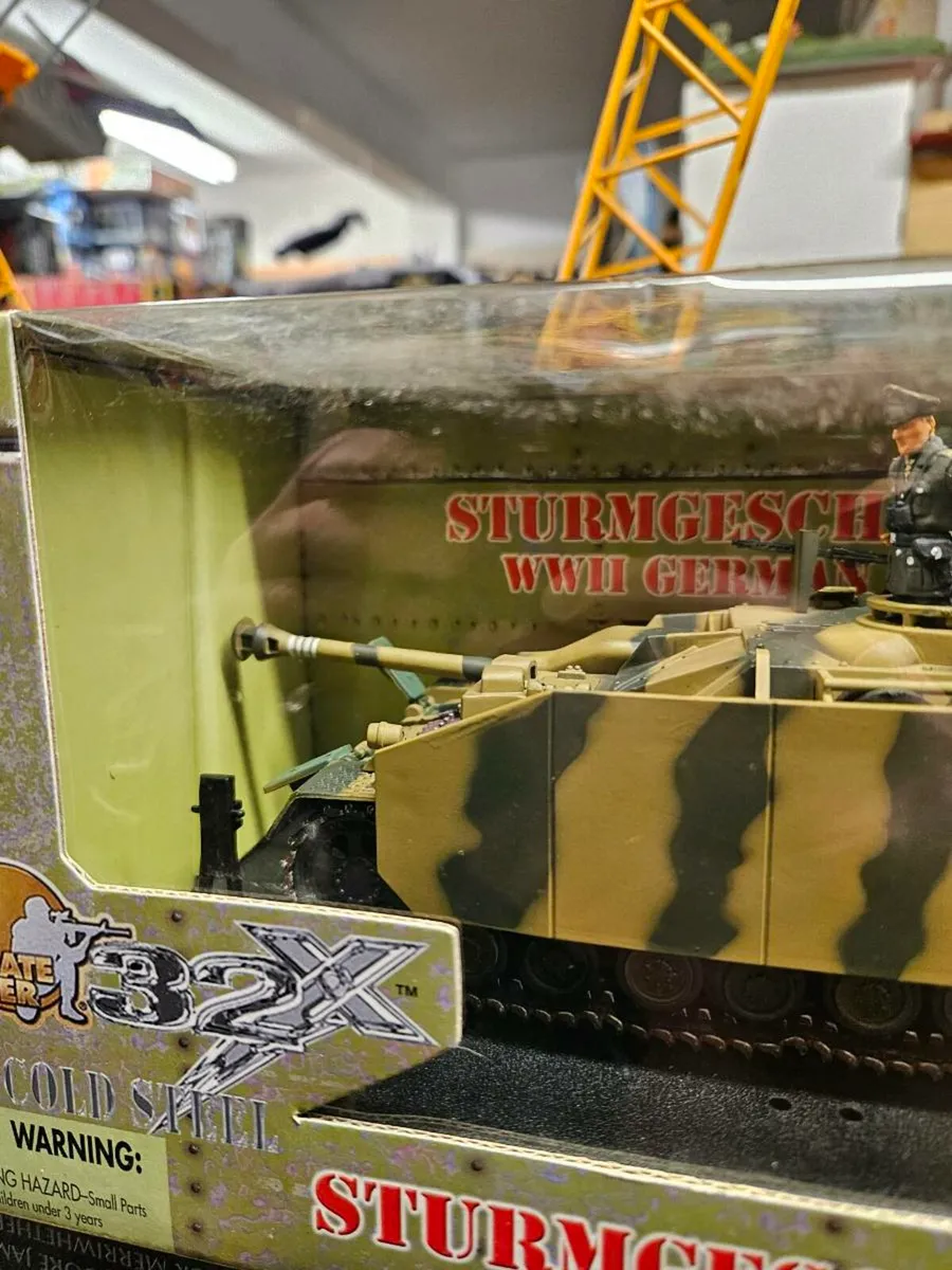 Corgi Ultimate Soldier German WW2 Stug 1.32 - Image 2
