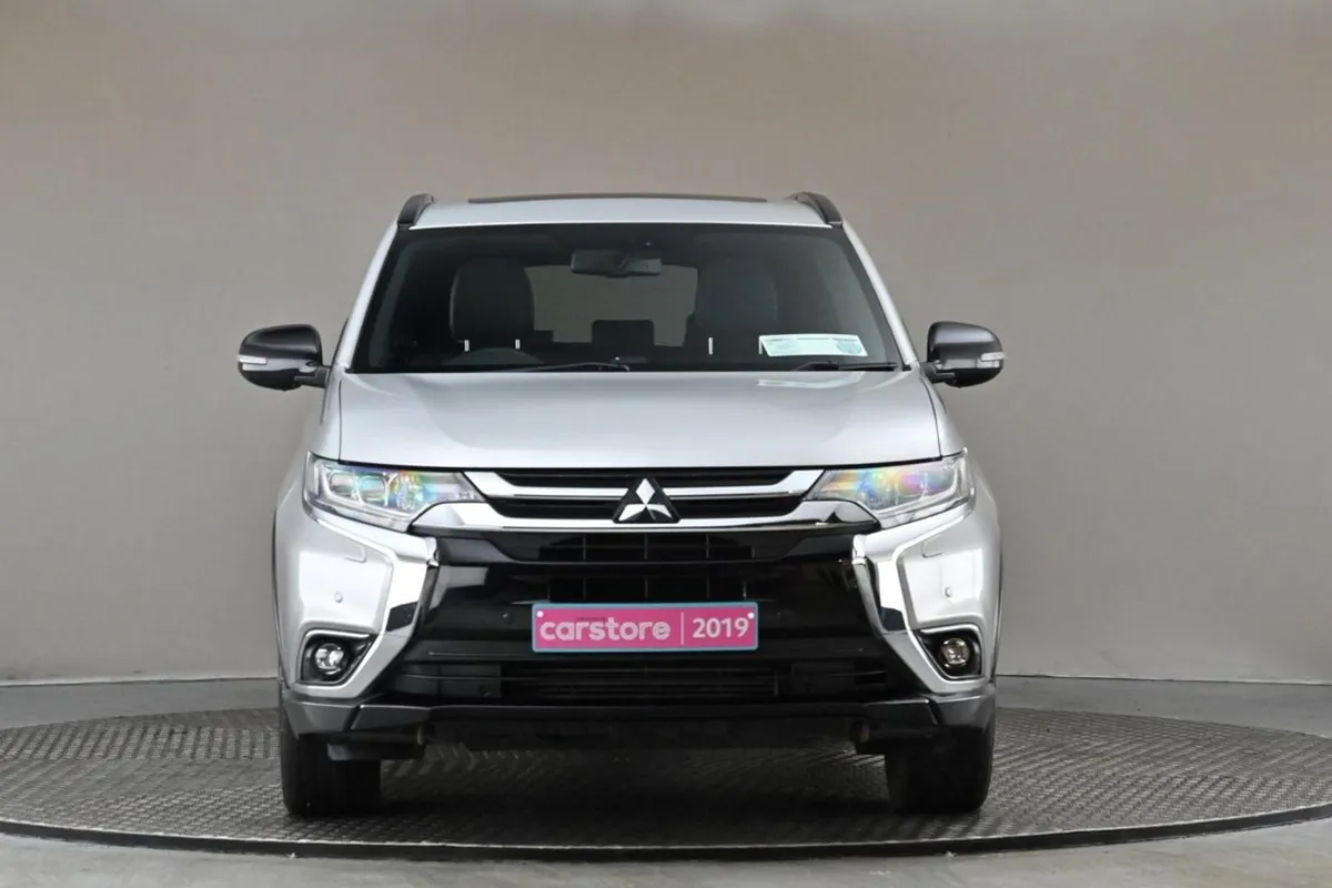 Mitsubishi Outlander 2.2 D 150BHP 4WD 6spd 7seats - Image 2