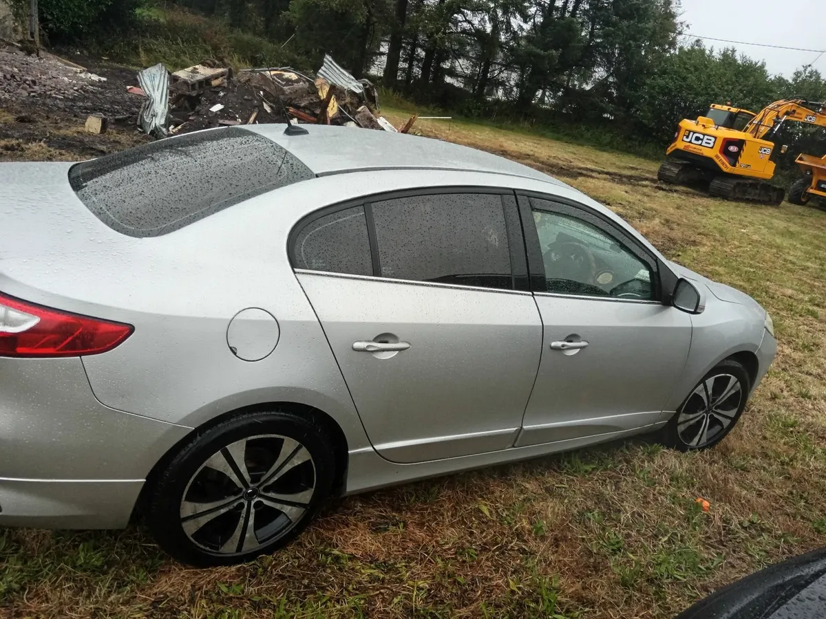 Renault Fluence 2012 - Image 1