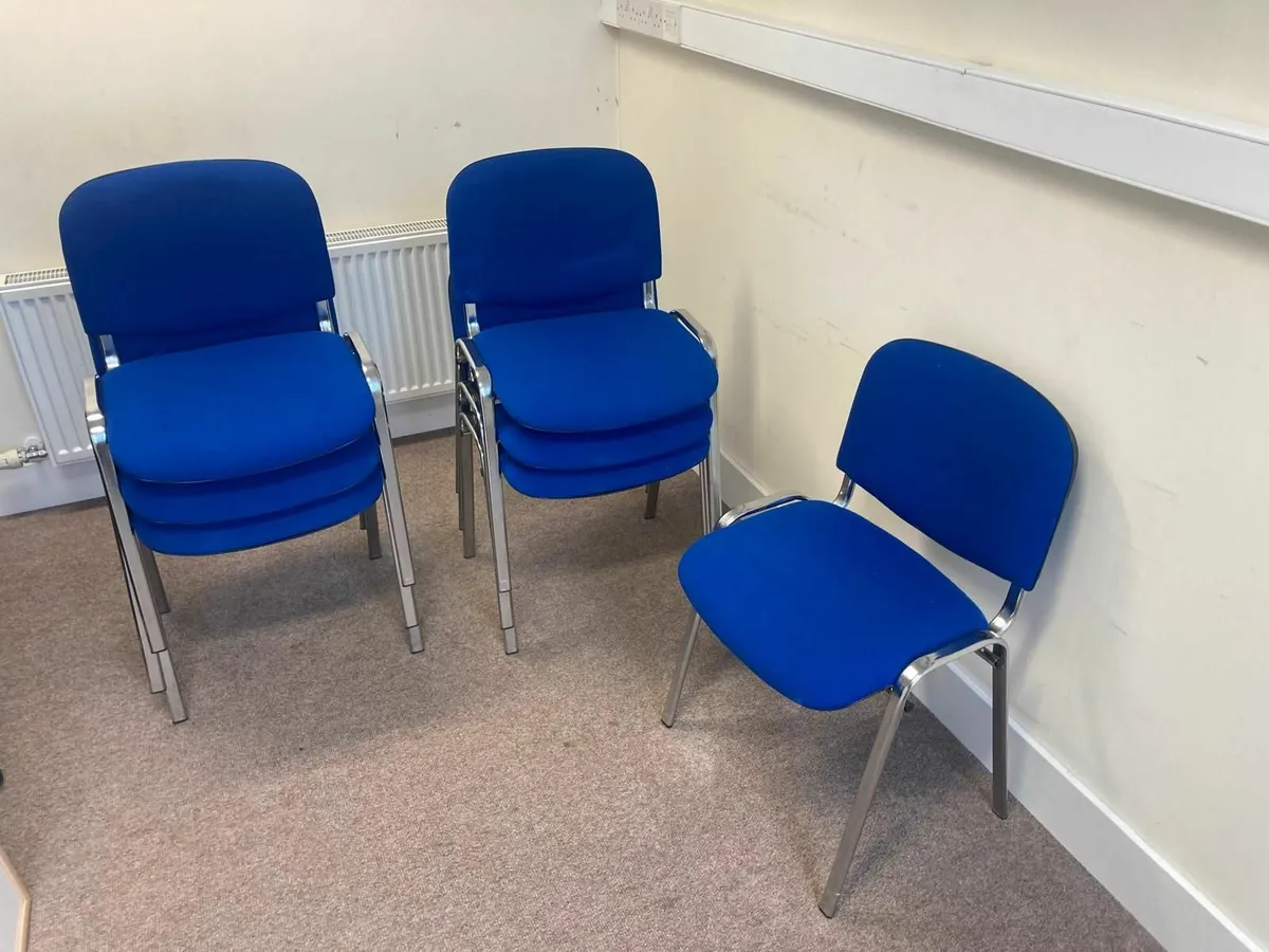 30 premium office chairs @ 35 euro each - Image 1