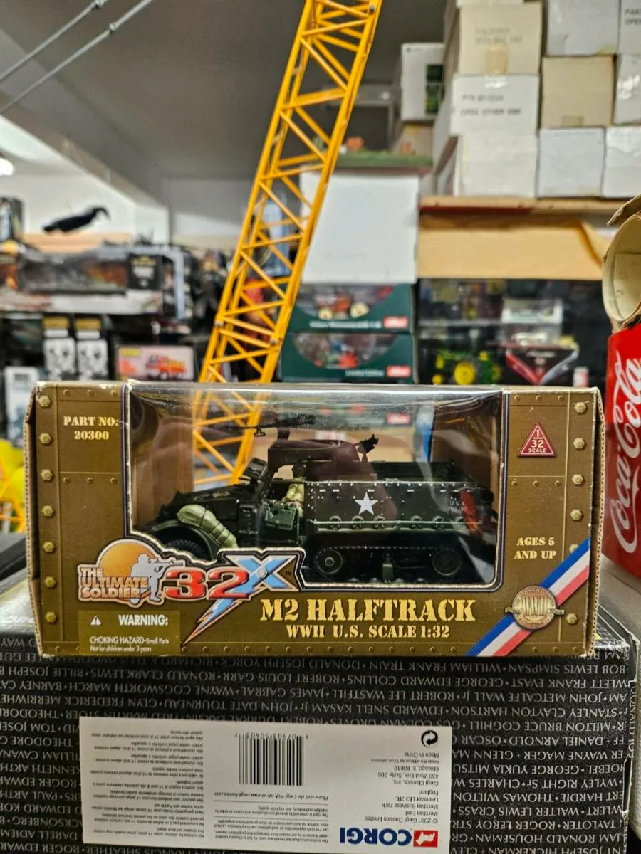 Corgi Ultimate Soldier American WW2 Halftrack 1.32 - Image 1