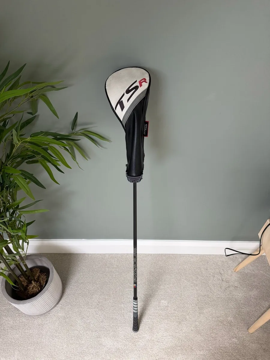 Titleist TSR3 driver - Image 1