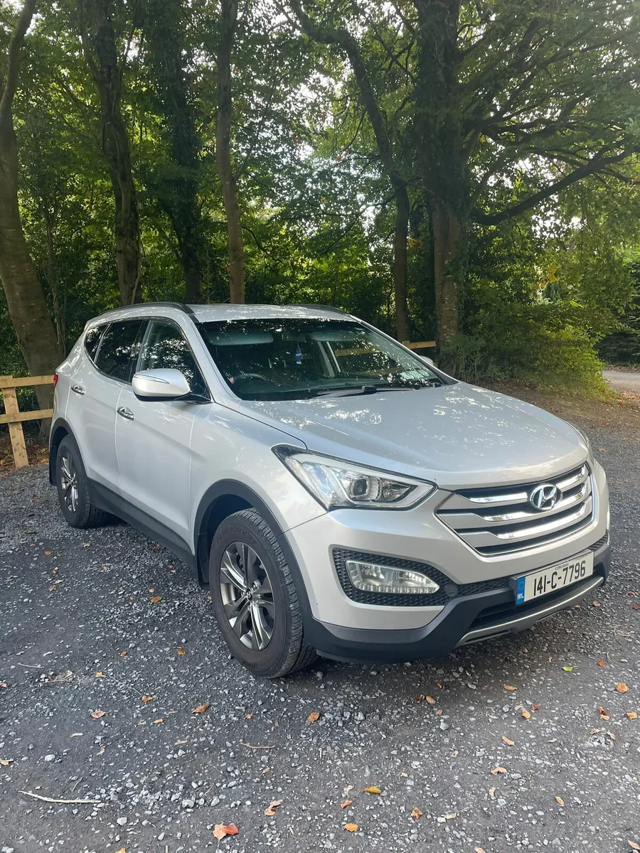 HYUNDAI SANTA FE - Image 1