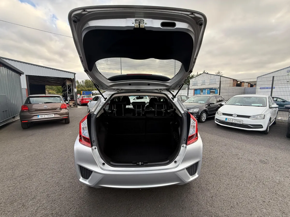 HONDA FIT HYBRID 2015 - Image 5