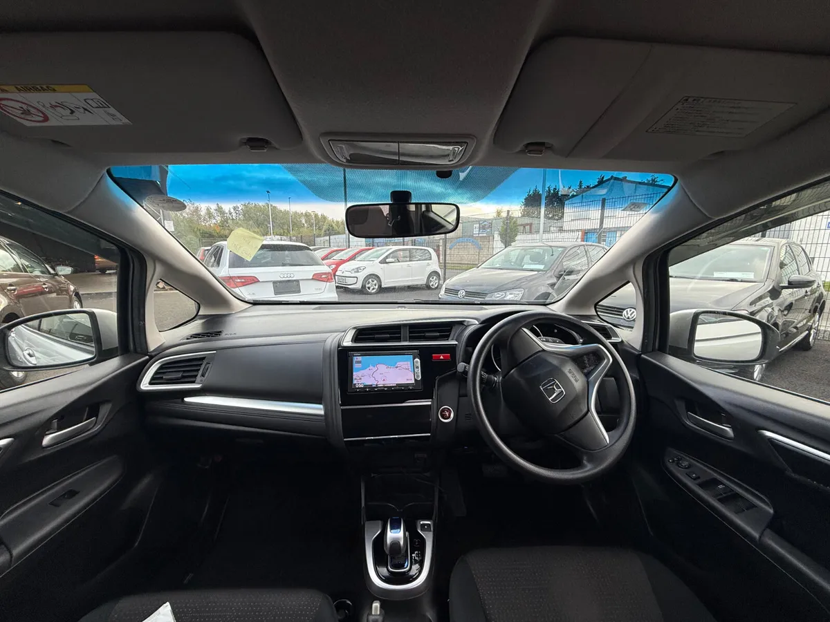 HONDA FIT HYBRID 2015 - Image 7