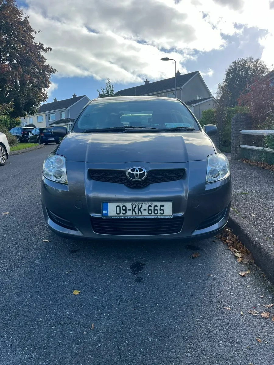 Toyota Auris 2009 - Image 4