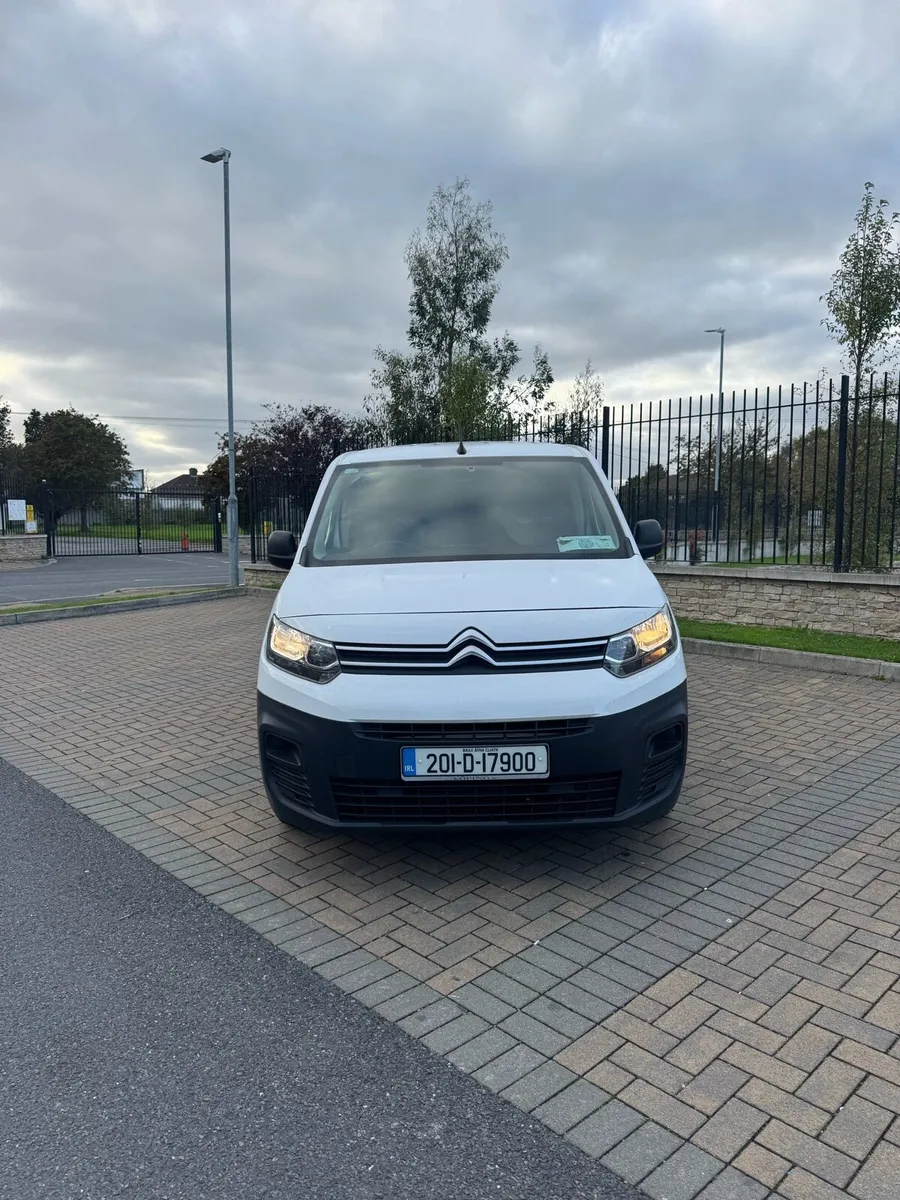CITROEN BERLINGO 2020 - Image 2