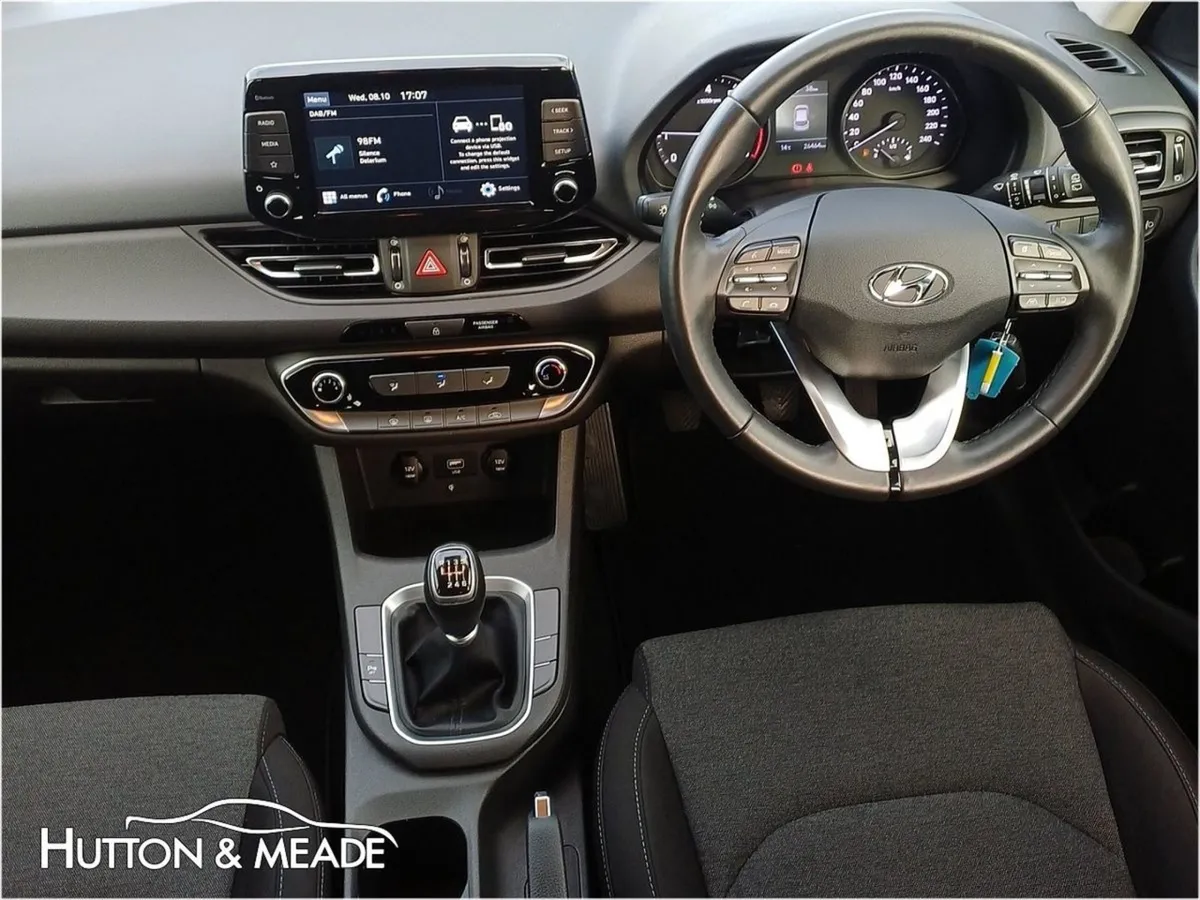 Hyundai i30 Delux 1.0 Petrol 5dr - Image 4