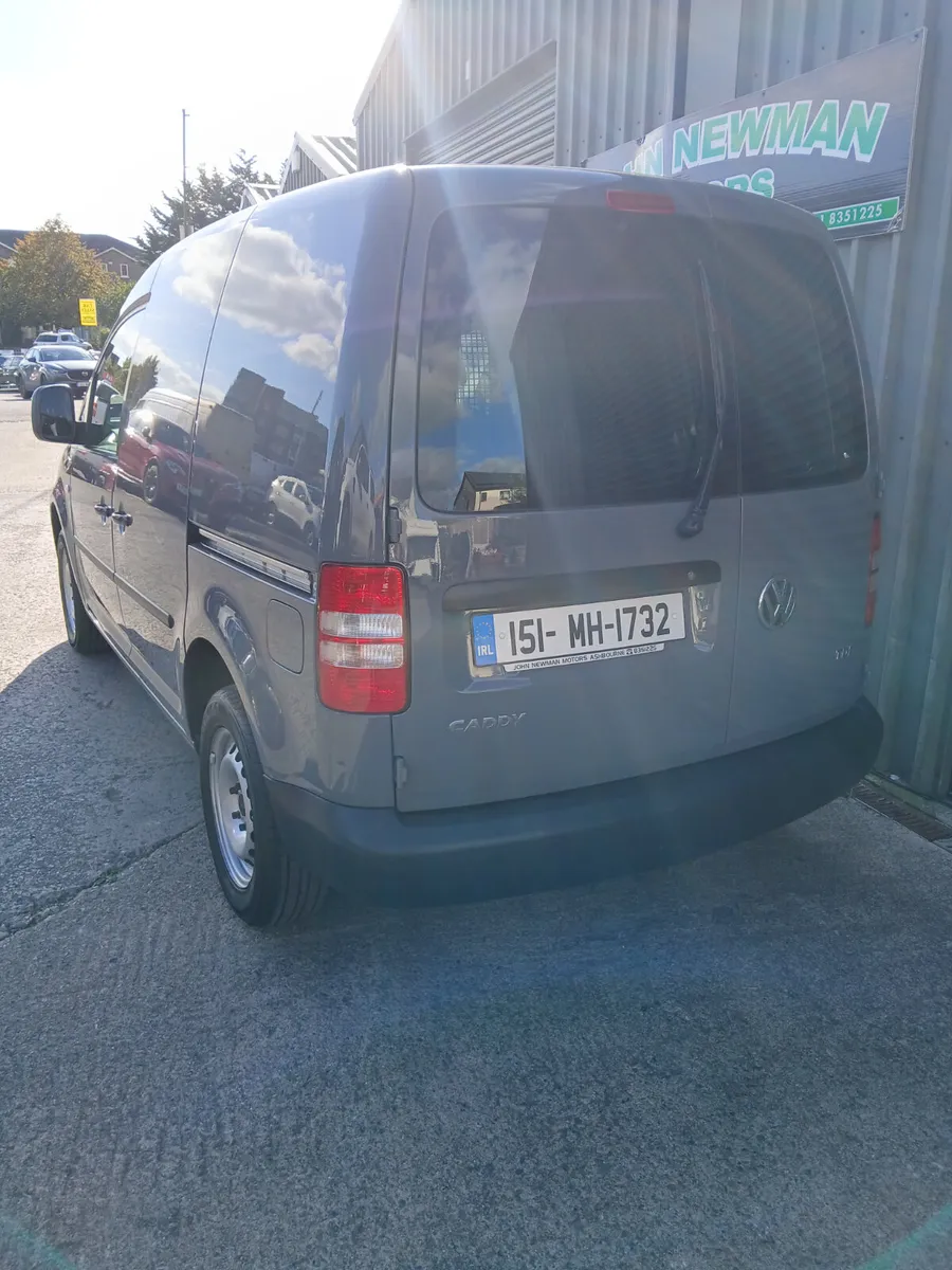 Volkswagen Caddy 2015 immaculate - Image 3