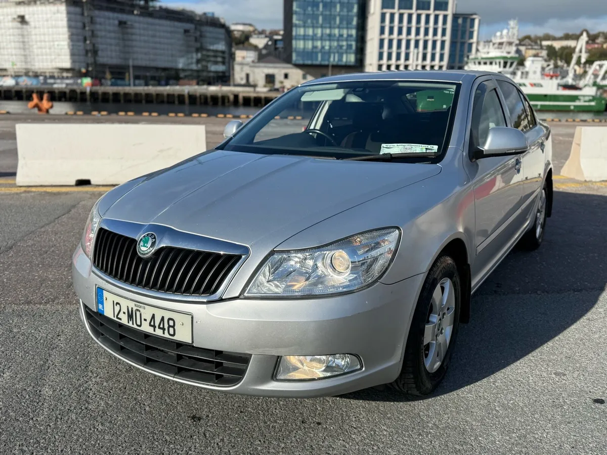 Skoda Octavia 2012 1.6d ncted & taxed - Image 2
