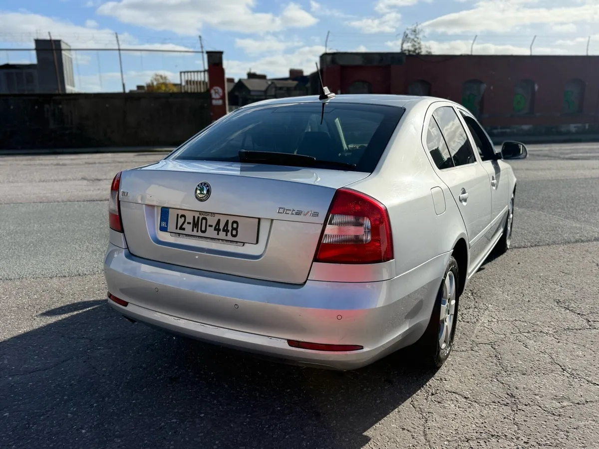 Skoda Octavia 2012 1.6d ncted & taxed - Image 3