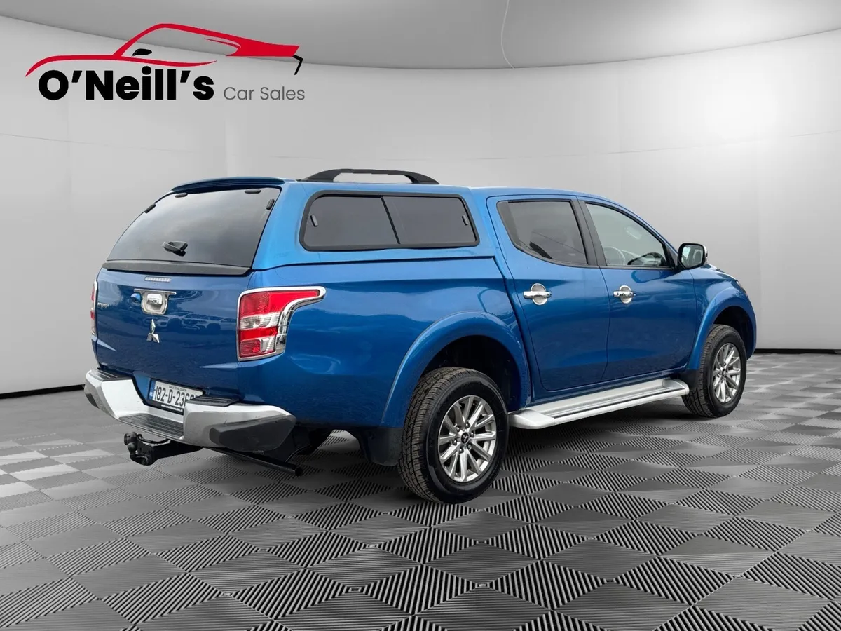 Mitsubishi L200 2018 BARBARIAN 4WORK 178BHP AUTO - Image 3