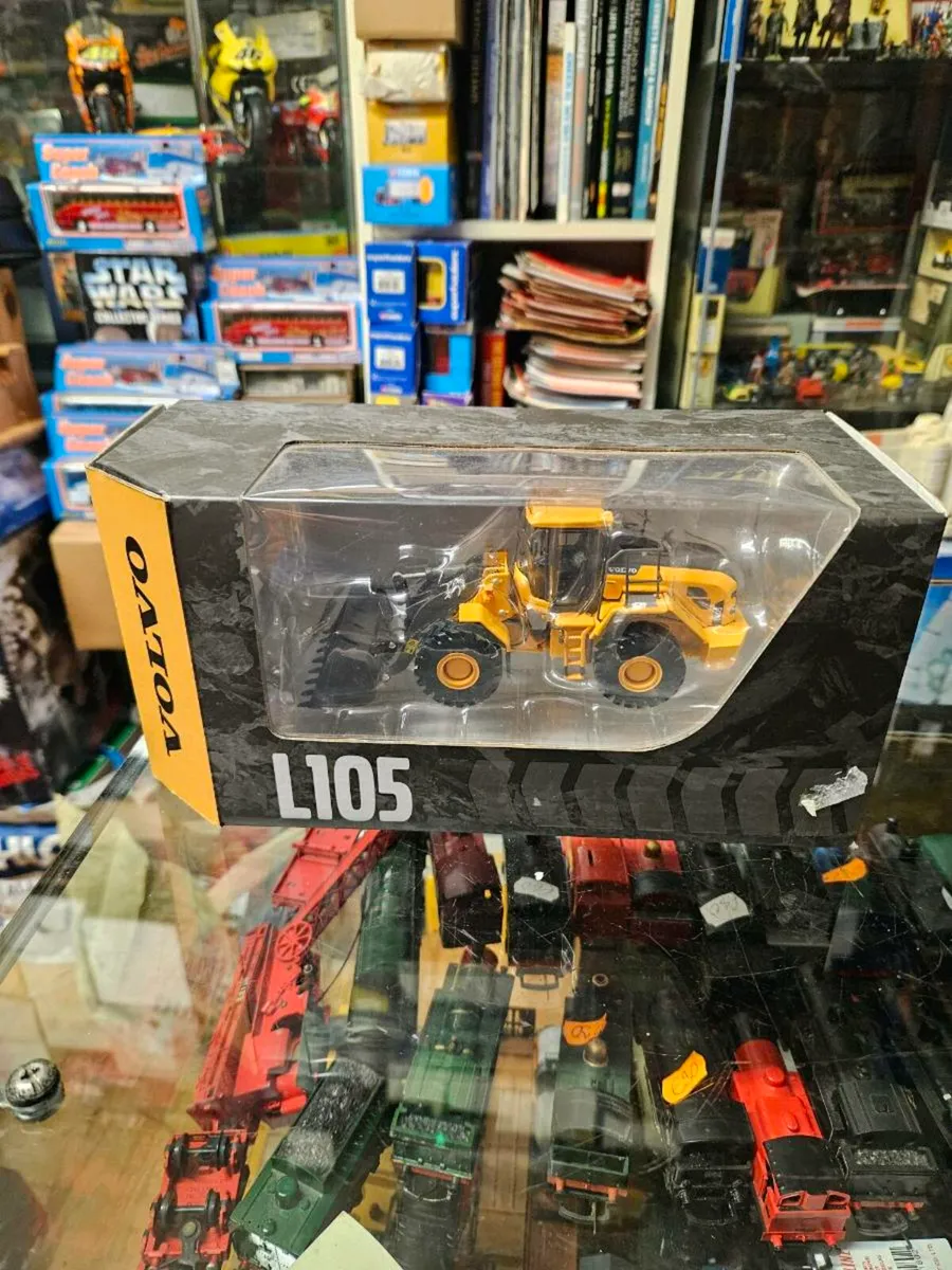 Corgi Motorart Volvo Loader 1.50 - Image 1