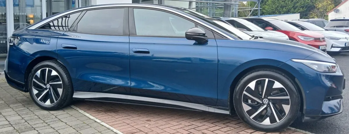 Volkswagen ID.7 PRO Plus 77 kWh 286 Bhp  fully El - Image 2