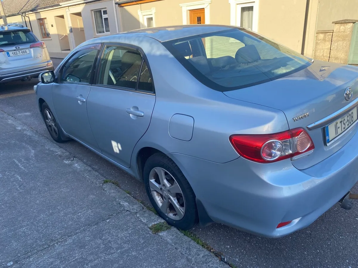 Toyota Corolla 2011 - Image 3