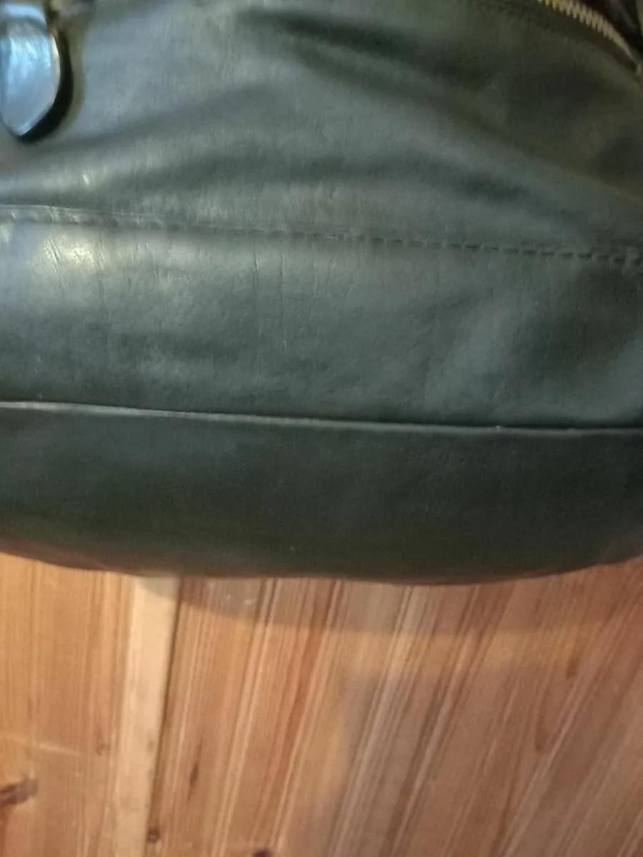 Beautiful Genuine Coach Handbag - Image 2