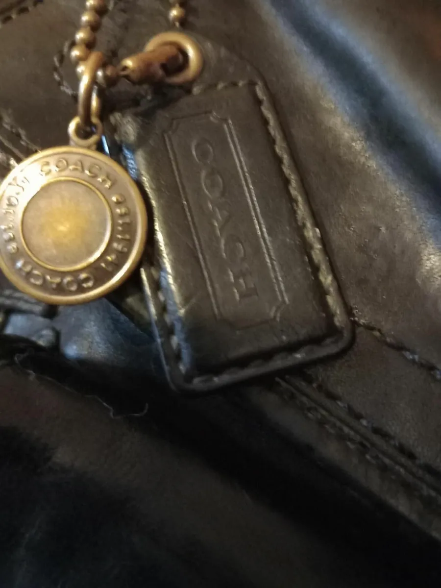 Beautiful Genuine Coach Handbag - Image 3