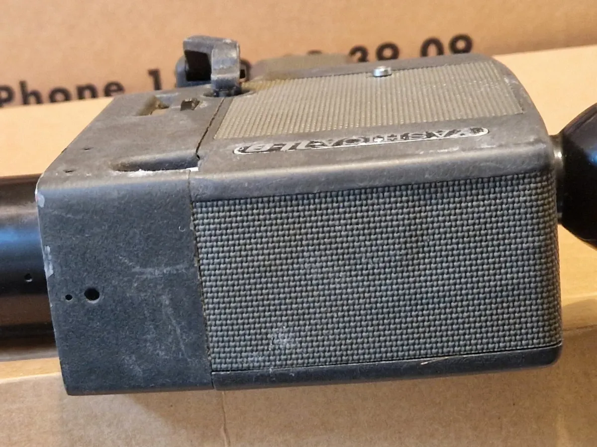 YASHICA UMatic-G, 8mm Film Camera - Image 3