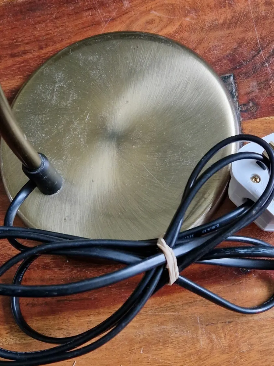 Desk Lamp / Table Lamp with bulb working perfectly - Image 4