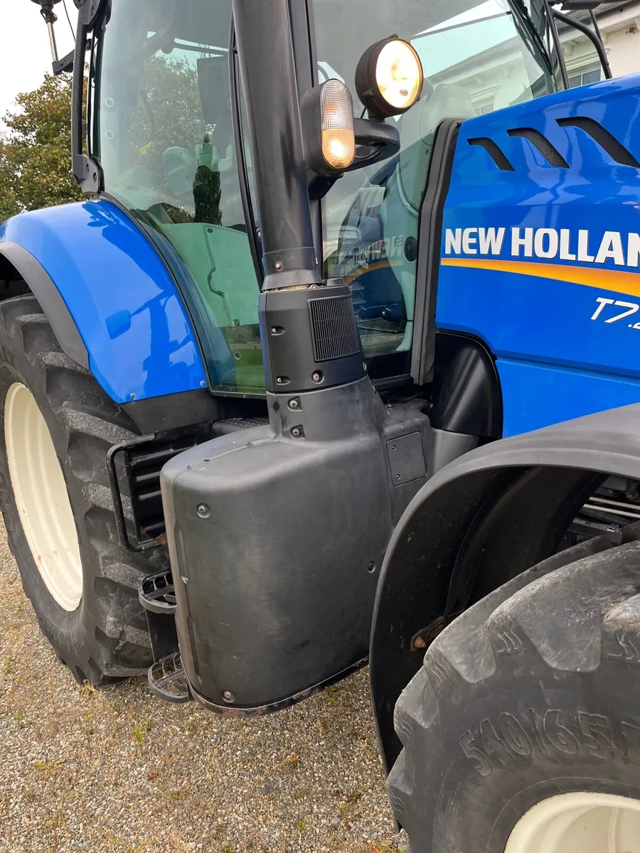 New Holland T7210 2018 - Image 3