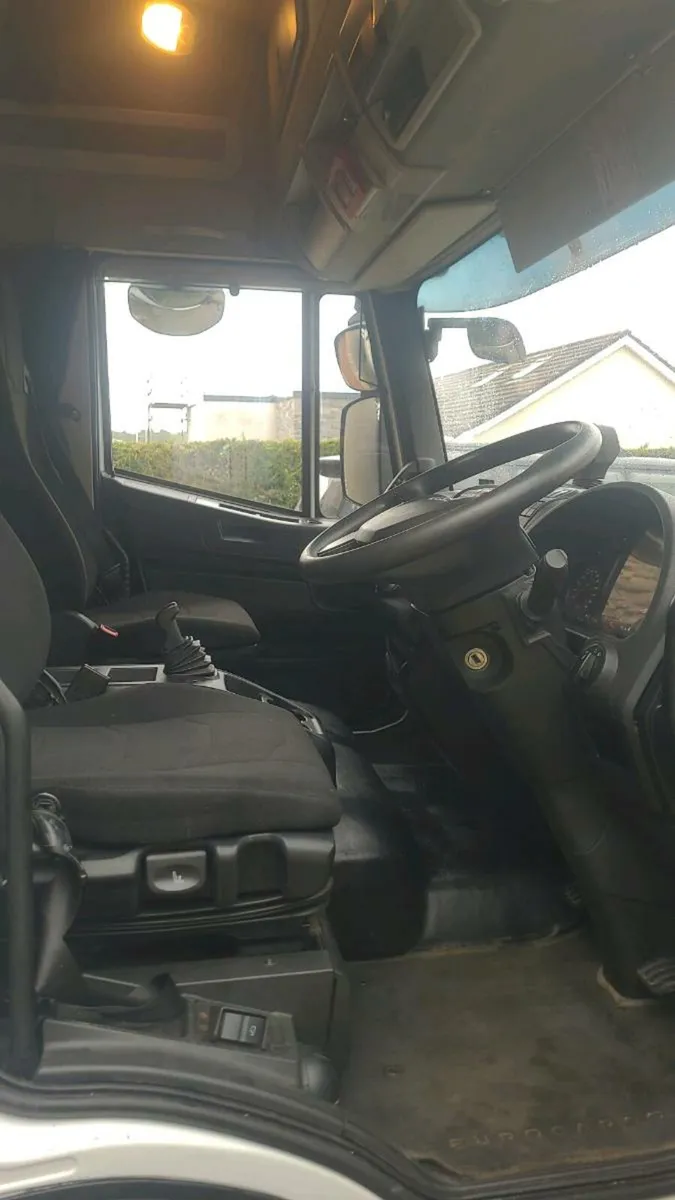 2022 Iveco eurocargo 75-e19 sleeper cab 7.5t - Image 4