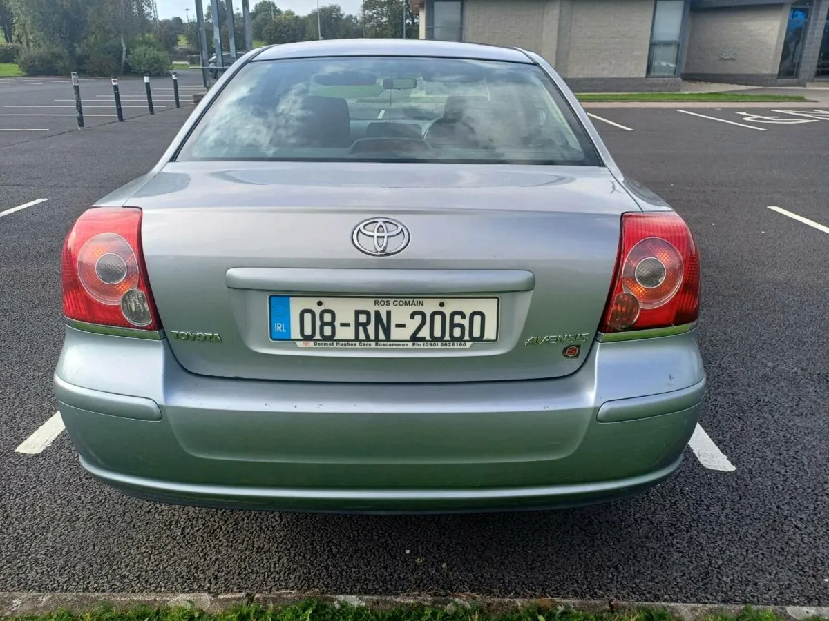 Toyota Avensis - Image 4