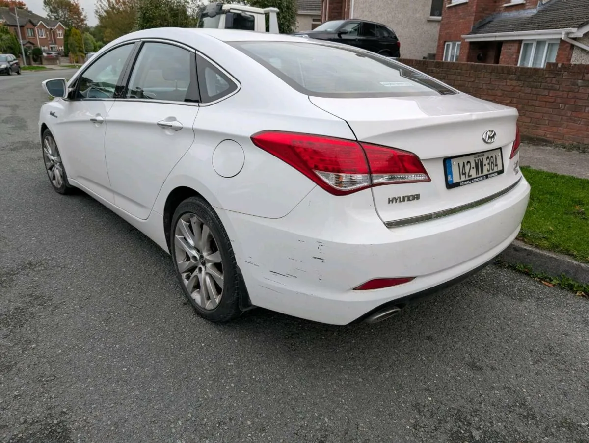 Hyundai I40 saloon executive 1.7crdi - Image 3
