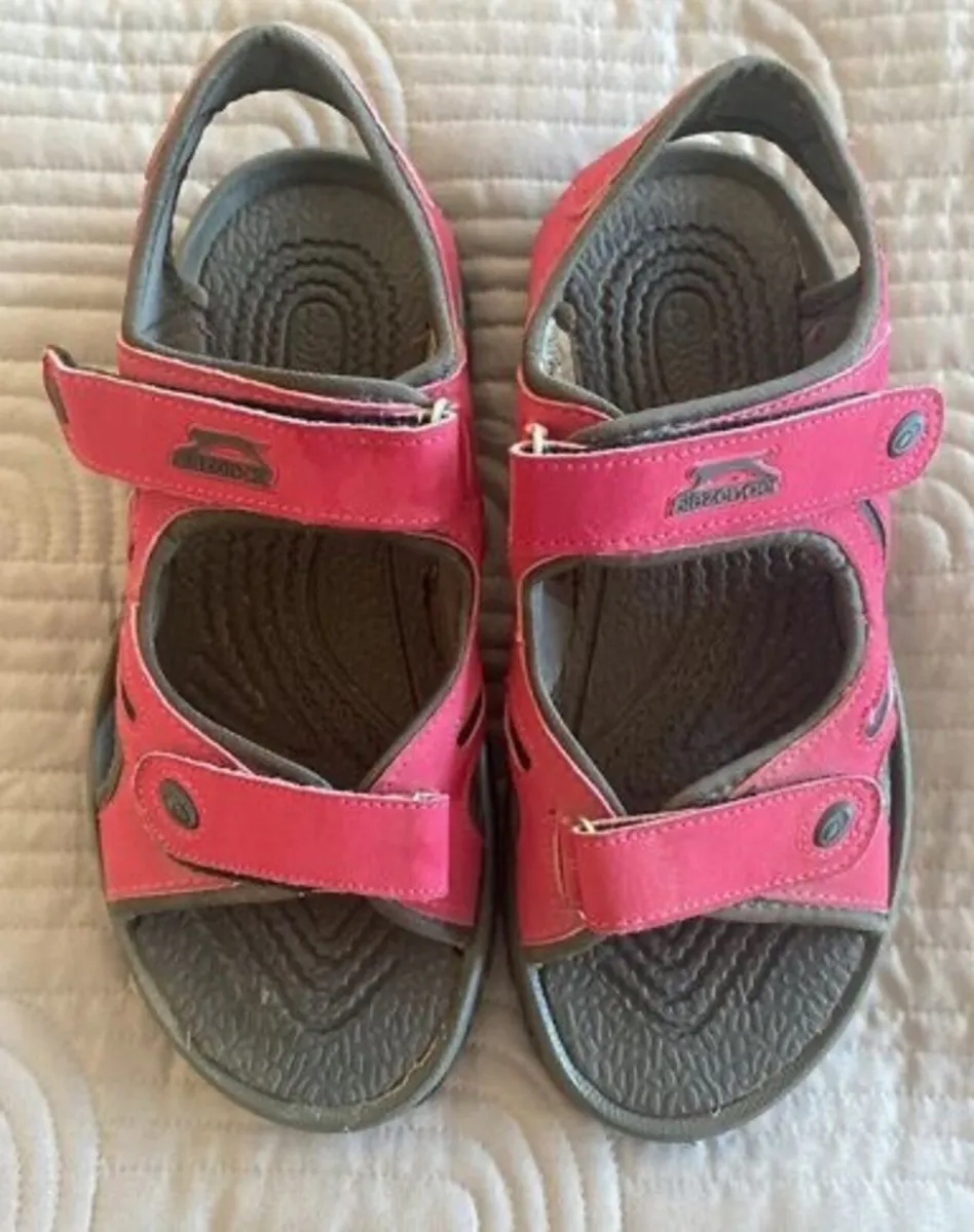 Sandals - Slazenger - Size 6UK - Image 1