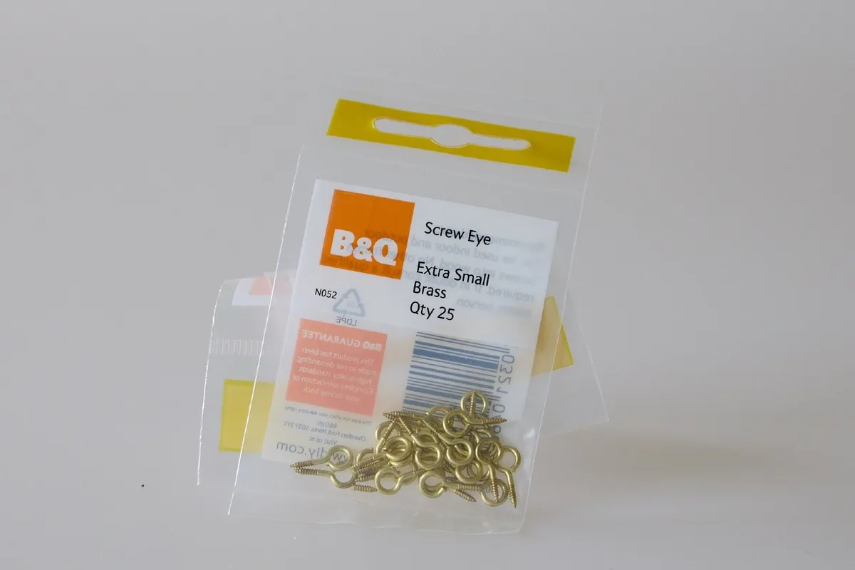 B&Q Extra Small Brass Screw Eyes – 3 Bags (25 per