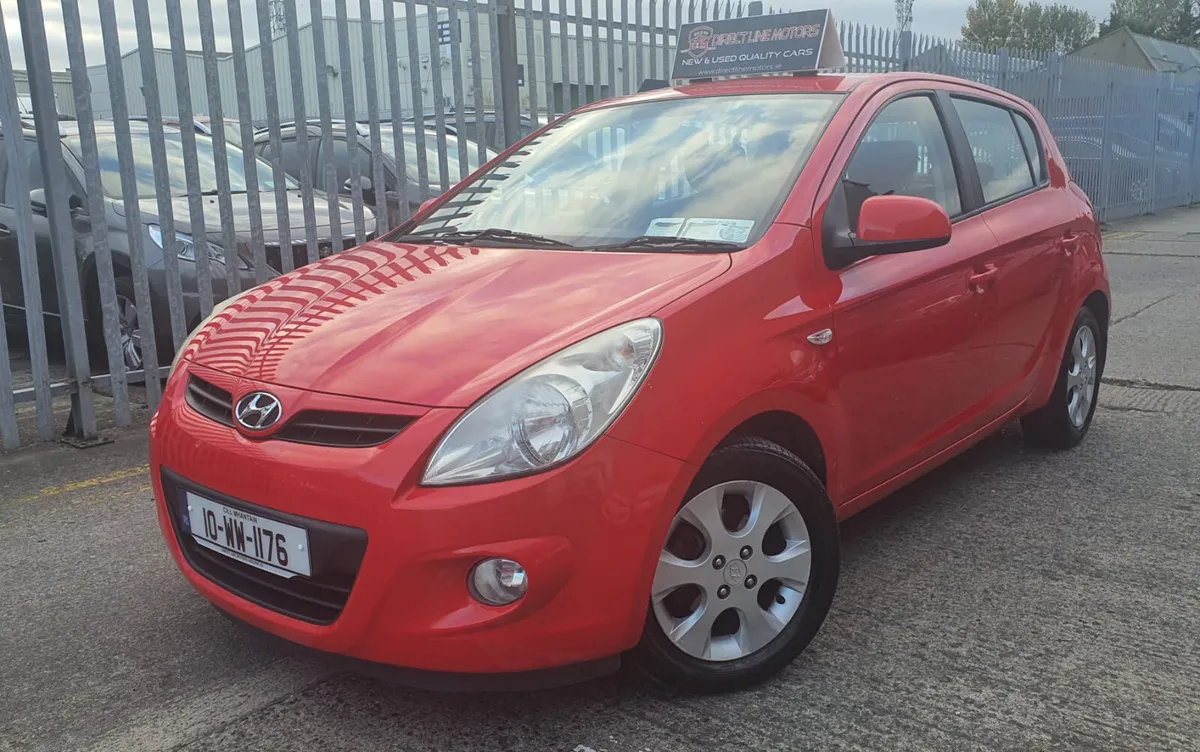 2010 Hyundai i20 Manual - Image 2