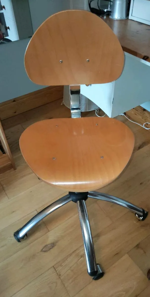 Office/Computer Chair - Image 1