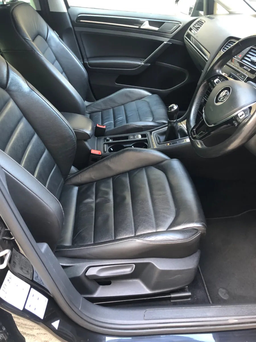 2017 VW GOLF TDI HIGHLINE LEATHER only 94000kms - Image 2