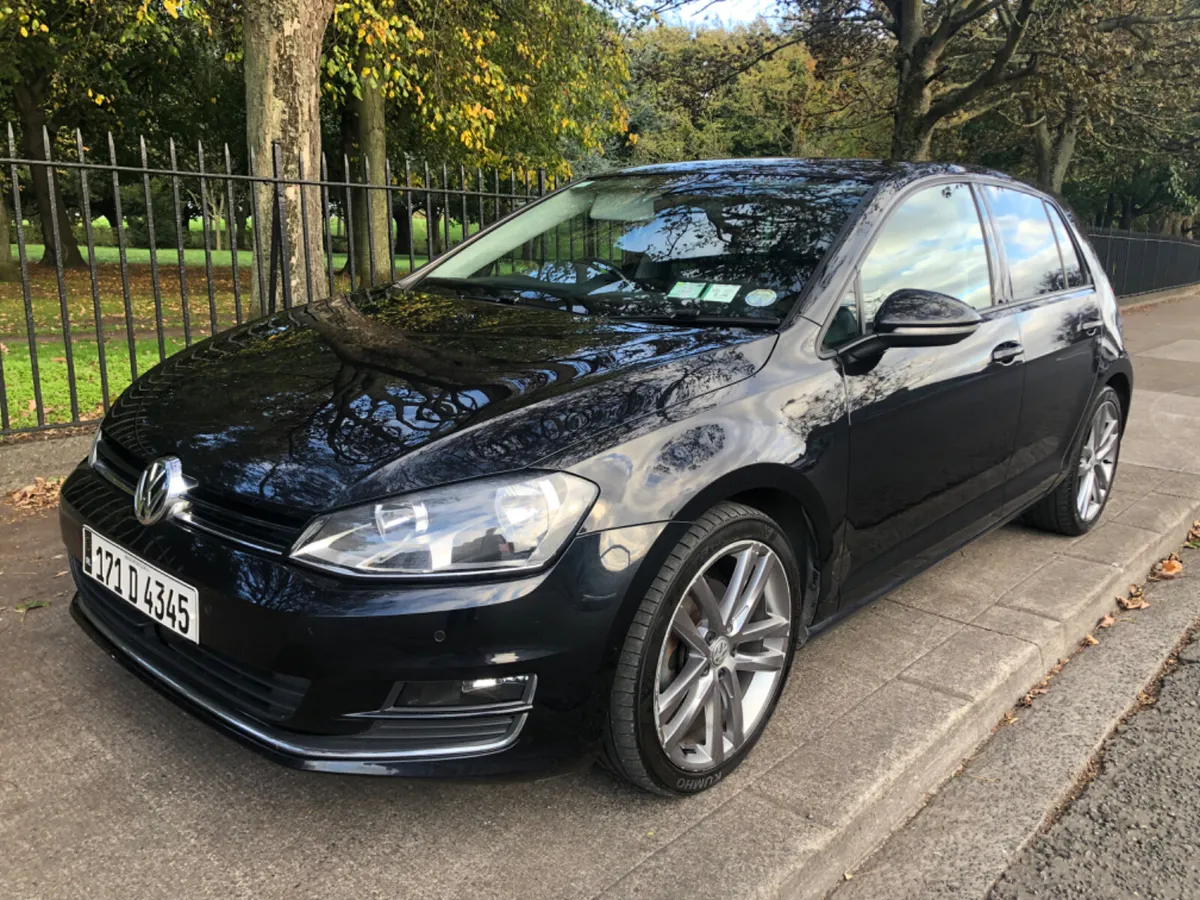 2017 VW GOLF TDI HIGHLINE LEATHER only 94000kms - Image 3