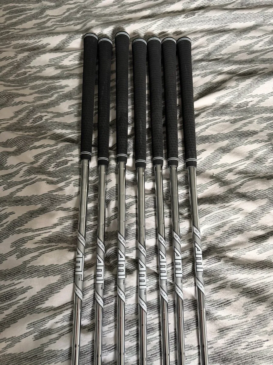 Mizuno JPX 923 Forged irons 5-GW - Image 2
